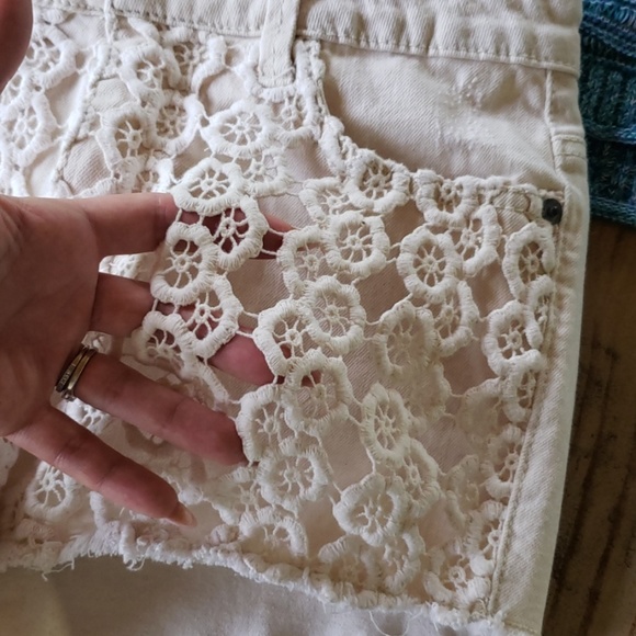 Cream High Rise Shorts - Picture 6 of 6